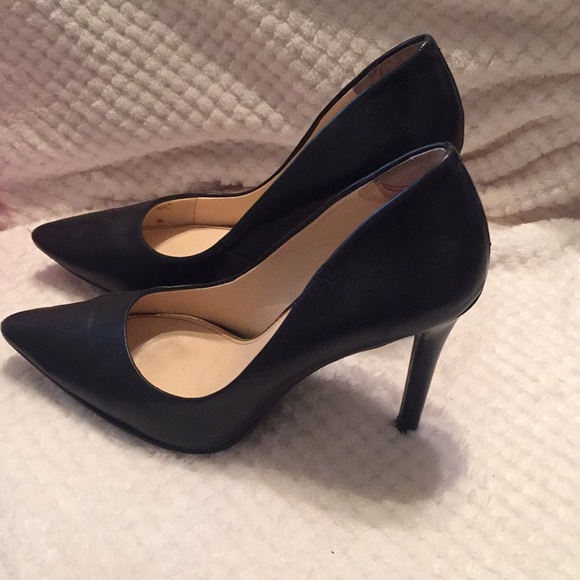 Black Jessica Simpson pumps - Picture 3 of 3
